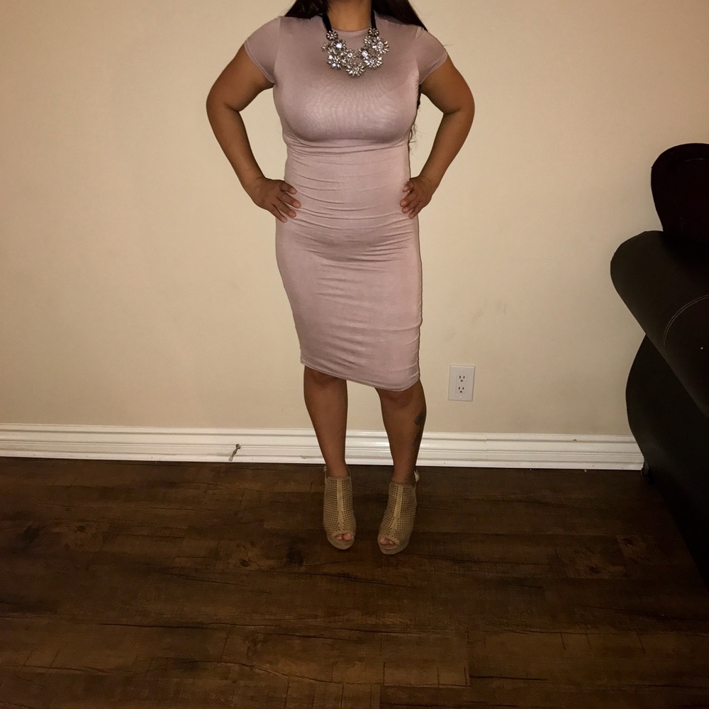 TRY ON- MOCHA DRESS